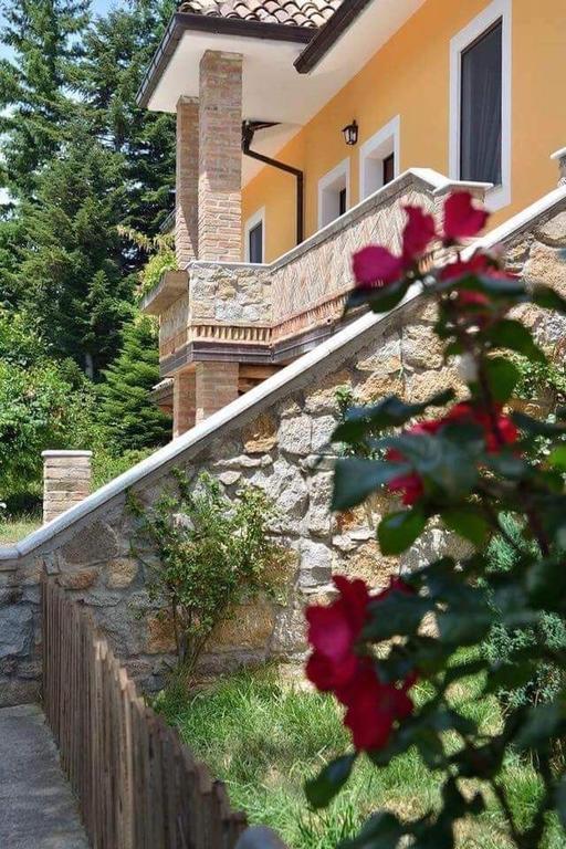 Отель Agriturismo Macchia Di Tuono Сан-Джованни-ин-Фьоре Экстерьер фото